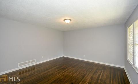 1005 Casa Dr, Clarkston, GA 30021 photo 8