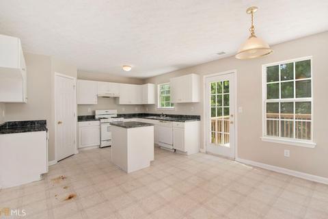 288 Kimberwick, Hampton, GA 30228 photo 8