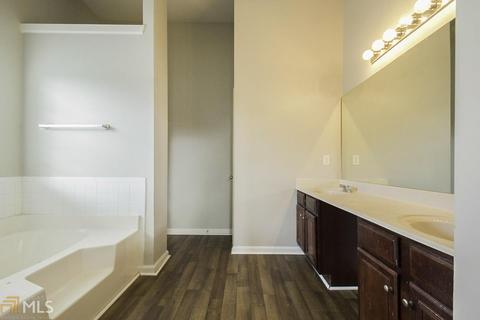 317 Othello, Hampton, GA 30228 photo 4
