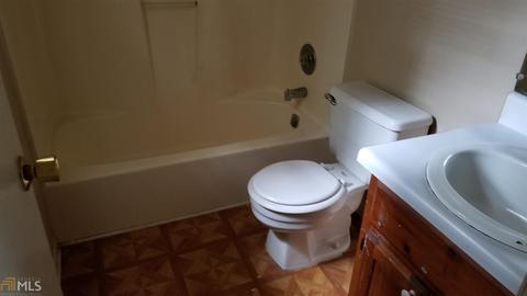 115 Hidden Pines Dr, Covington, GA 30016 photo 9