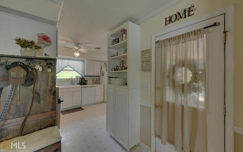 56 Patsy Dr, Toccoa, GA 30577 photo 10