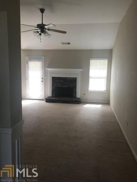 930 Damson Trl, Hampton, GA 30228 photo 4