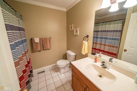 101 Village Dr, Lagrange, GA 30240 photo 17