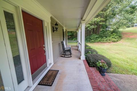 101 Village Dr, Lagrange, GA 30240 photo 10