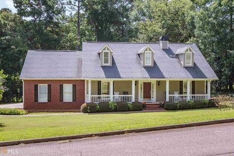 101 Village Dr, Lagrange, GA 30240 photo 1