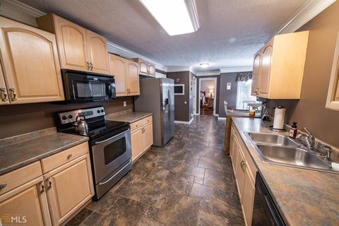 101 Village Dr, Lagrange, GA 30240 photo 23