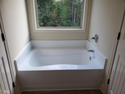187 Brookside, Lula, GA 30554 photo 8