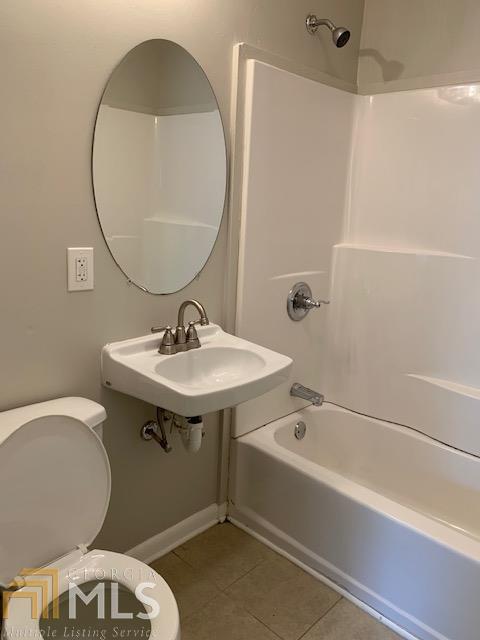293 E Broad St, Winder, GA 30680 photo 11
