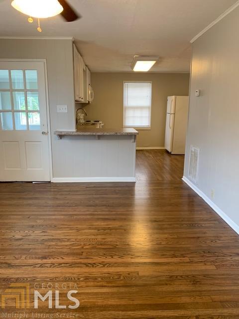 293 E Broad St, Winder, GA 30680 photo 8