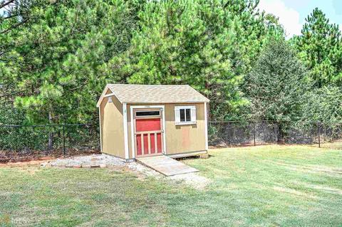 210 Dixon Cir, Williamson, GA 30292 photo 7
