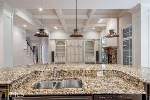 9040 Coventry Pt, Suwanee, GA 30024 photo 12