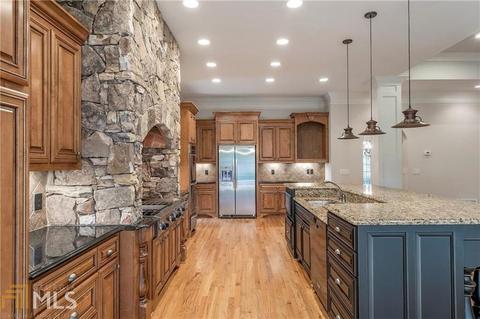9040 Coventry Pt, Suwanee, GA 30024 photo 11