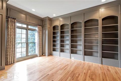 9040 Coventry Pt, Suwanee, GA 30024 photo 5