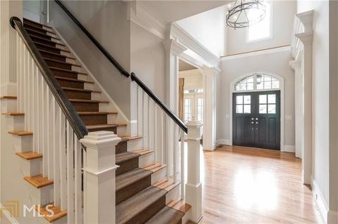 9040 Coventry Pt, Suwanee, GA 30024 photo 4