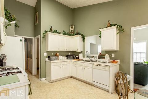 90 Avonlea Dr, Covington, GA 30016 photo 12