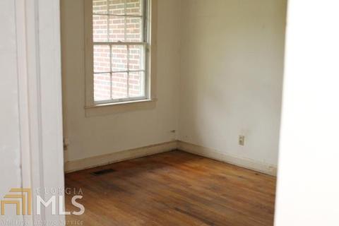 213 Hayes St, Toccoa, GA 30577 photo 6