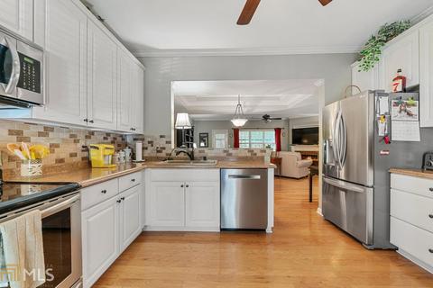2075 Pine Tree Dr #F2, Buford, GA 30518 photo 19
