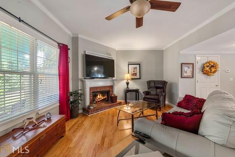 2075 Pine Tree Dr #F2, Buford, GA 30518 photo 6
