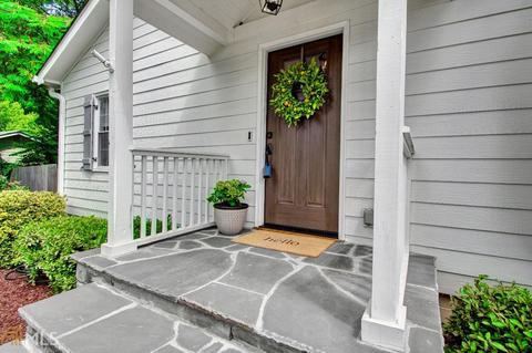 1818 Georgian Ter, Chamblee, GA 30341 photo 3