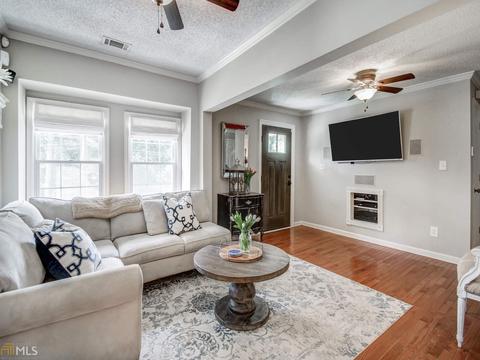 1818 Georgian Ter, Chamblee, GA 30341 photo 4