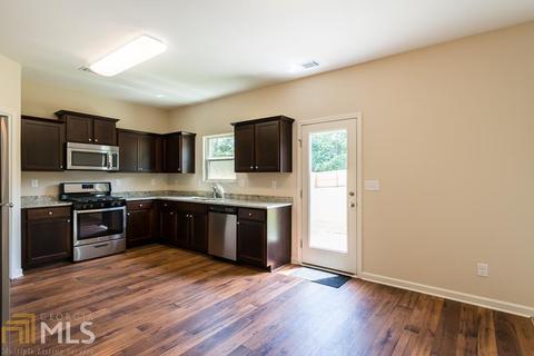 64 Darling Ln, Pendergrass, GA 30567 photo 3