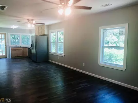 393 Collins Rd, Toccoa, GA 30577 photo 3