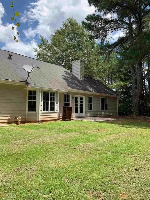 217 Mills Dr, Covington, GA 30016 photo 3