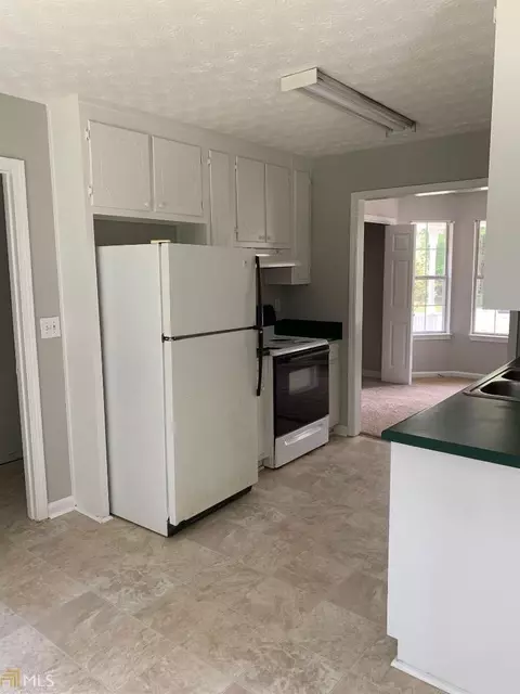 217 Mills Dr, Covington, GA 30016 photo 9