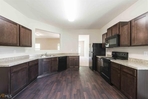100 Tamalynn Trl, Covington, GA 30016 photo 2