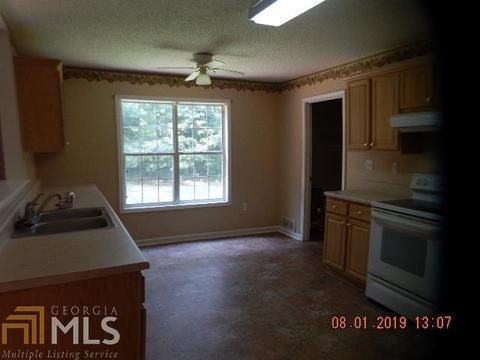 105 S Hampton Rd, Hampton, GA 30228 photo 8