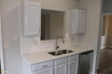 1409 Leicster Ct, Hampton, GA 30228 photo 11