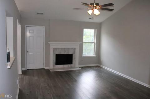 1409 Leicster Ct, Hampton, GA 30228 photo 4