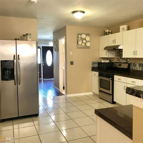 1058 Misty Meadows Pt, Hampton, GA 30228 photo 10