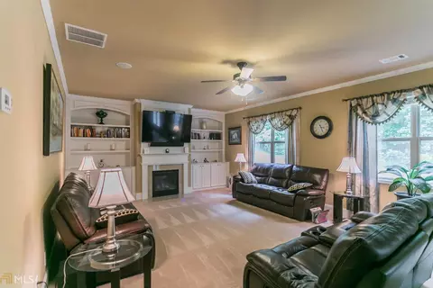 7222 Parks Trl, Fairburn, GA 30213 photo 9