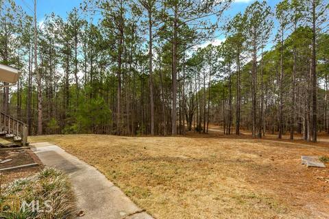 562 Cherry Rd, Franklin, GA 30217 photo 3