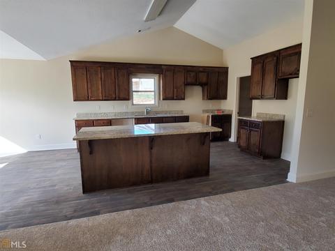 25 Dinsmore Dr, Colbert, GA 30628 photo 2