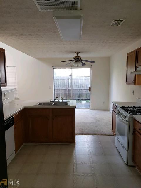3040 Lakeside Cir, Covington, GA 30016 photo 10