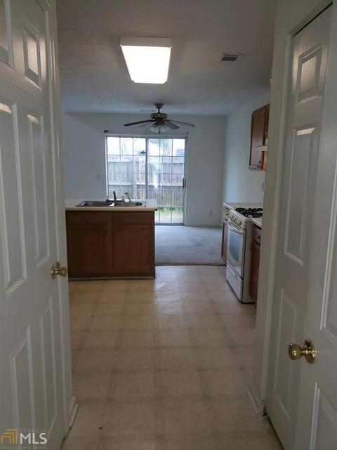 3040 Lakeside Cir, Covington, GA 30016 photo 6