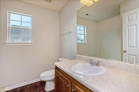 6439 E Meyer, Morrow, GA 30260 photo 4