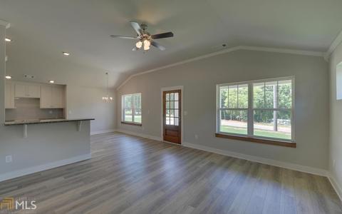 243 Hayes St, Toccoa, GA 30577 photo 5
