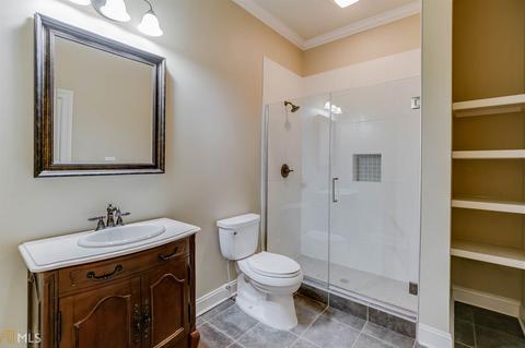 2804 Georgian Dr, Chamblee, GA 30341 photo 24