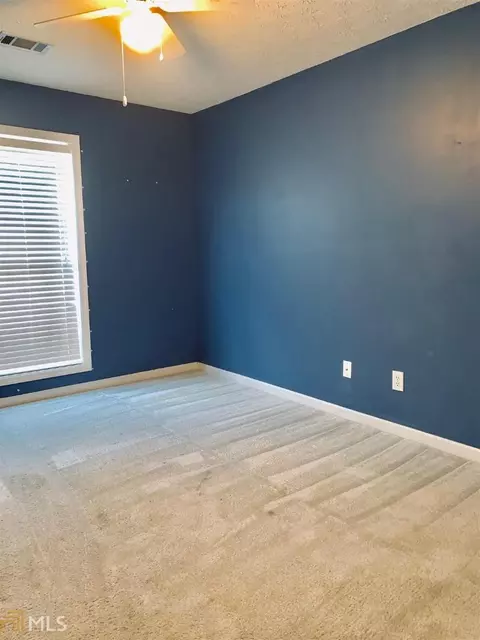 438 Hampton Green Dr, Lagrange, GA 30240 photo 13
