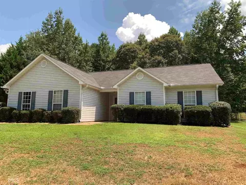 438 Hampton Green Dr, Lagrange, GA 30240 photo 1