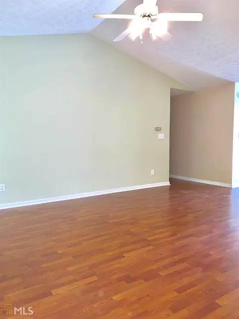 438 Hampton Green Dr, Lagrange, GA 30240 photo 7