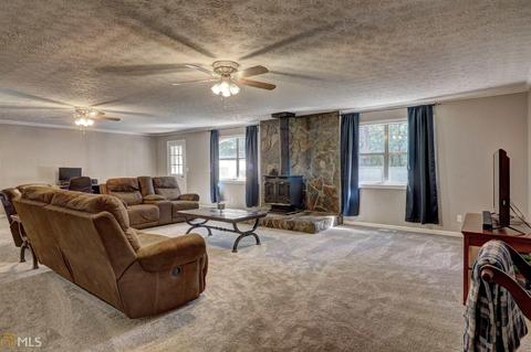 576 Babbs Mill Rd, Hampton, GA 30228 photo 9