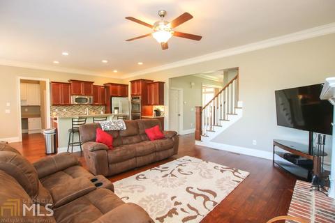 2836 Oleander St, Buford, GA 30519 photo 9