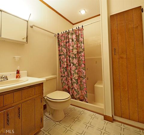 63 Maple Leaf, Dillard, GA 30537 photo 14