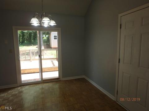 135 Mildred Ln, Covington, GA 30016 photo 9