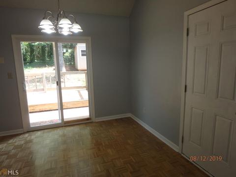 135 Mildred Ln, Covington, GA 30016 photo 10