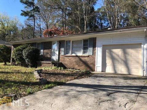 465 Pinecrest Dr, Riverdale, GA 30274 photo 2
